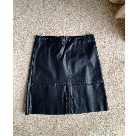 Forever 21 Dresses & Skirts - NWOT Forever 21 Contemporary Skirt